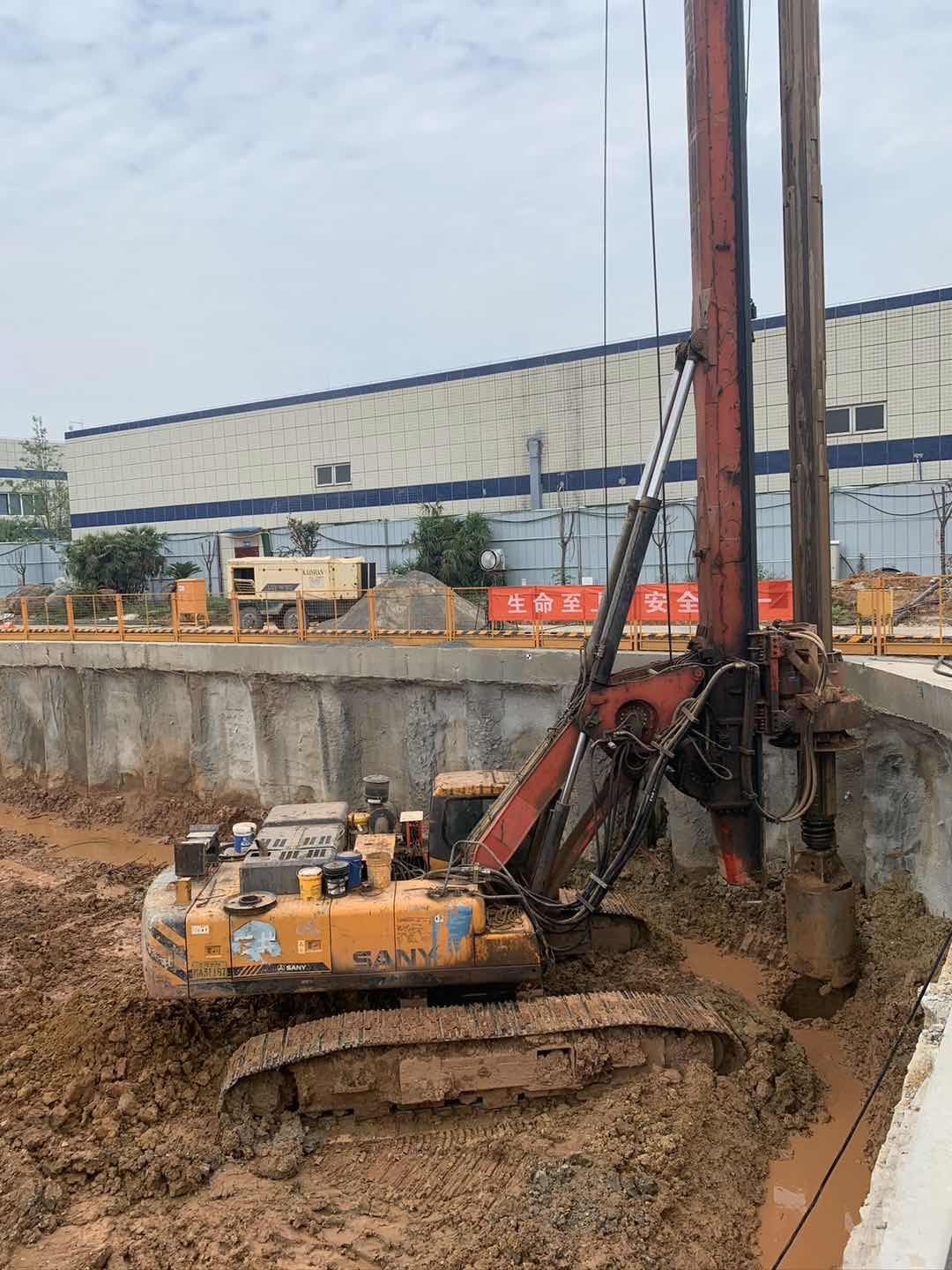 旋挖桩施工,旋挖桩******,四川旋挖公司