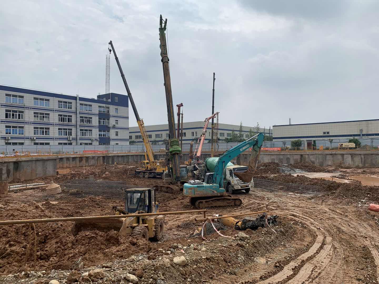 旋挖桩施工,旋挖桩******,四川旋挖公司